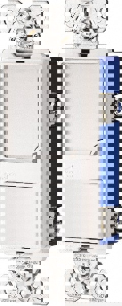 1 Pole, 120 VAC, 15 Amp, Flush Mounted, Combination Switch with Night Light